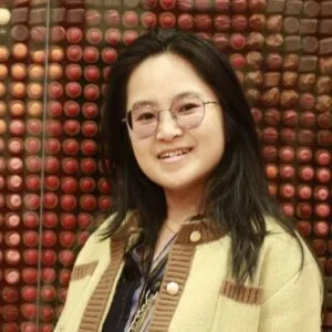 Picture of Phuong Y. Le.